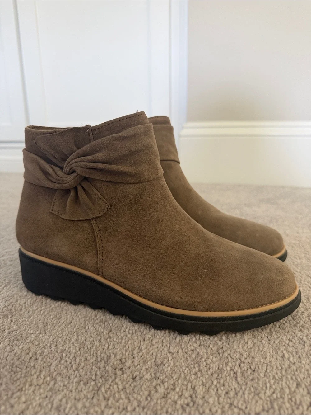Women's Suede Knot Ankle Boot in Taupe